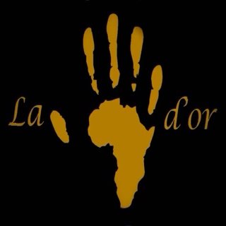 LA MAIN D'OR